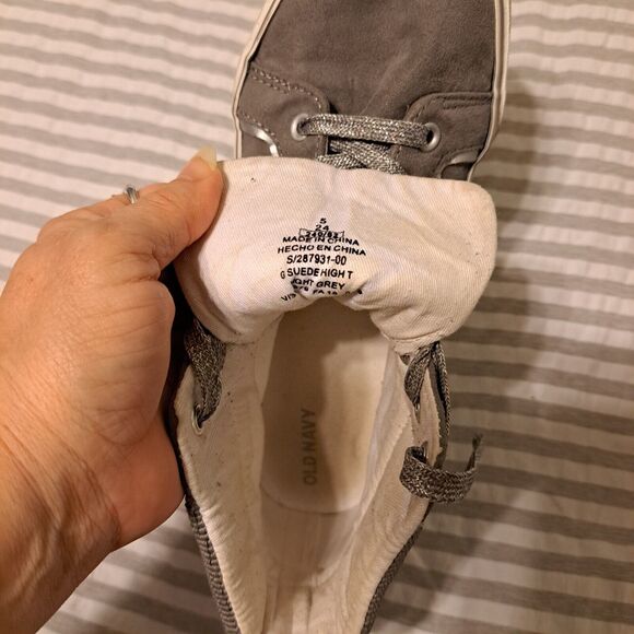 OLD NAVY GRAY SUEDE HI TOP SNEAKERS WOMENS SIZE 5 SKATER CASUAL LACE UP y2k 90s - Picture 8 of 8